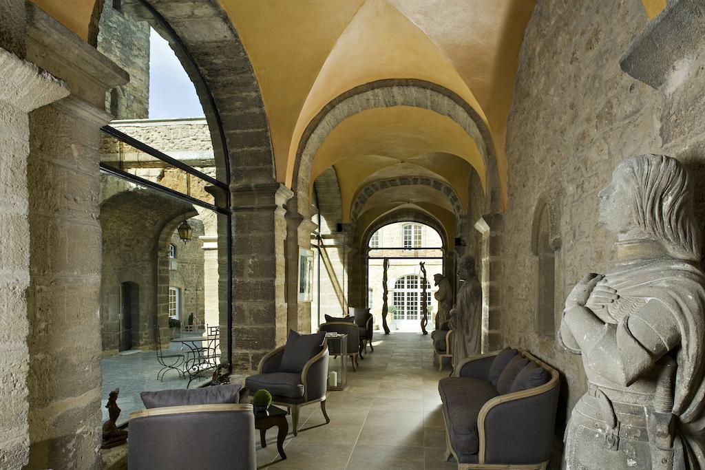 Chateau De Rochegude ภายนอก รูปภาพ