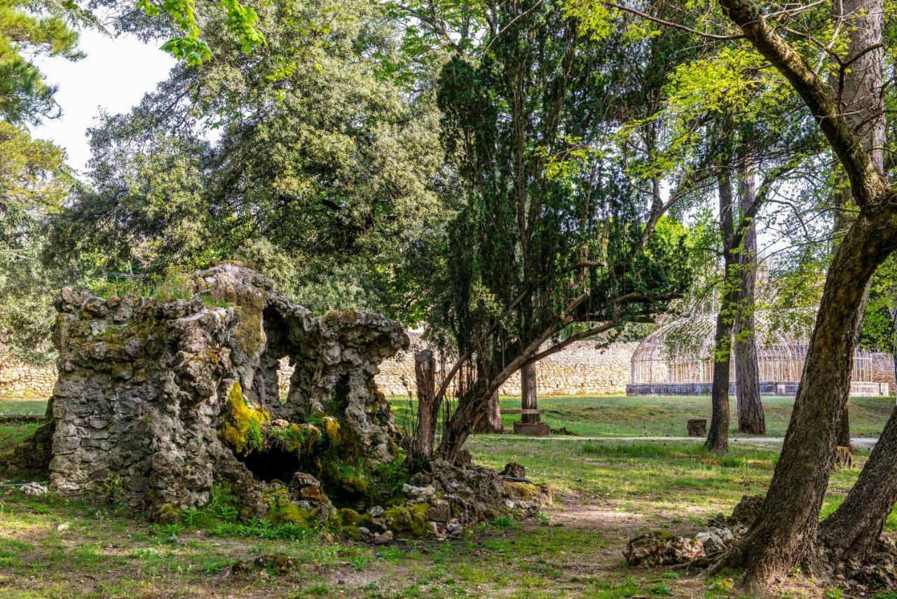 Chateau De Rochegude ภายนอก รูปภาพ